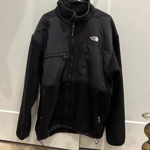 Black north face fleece jacket